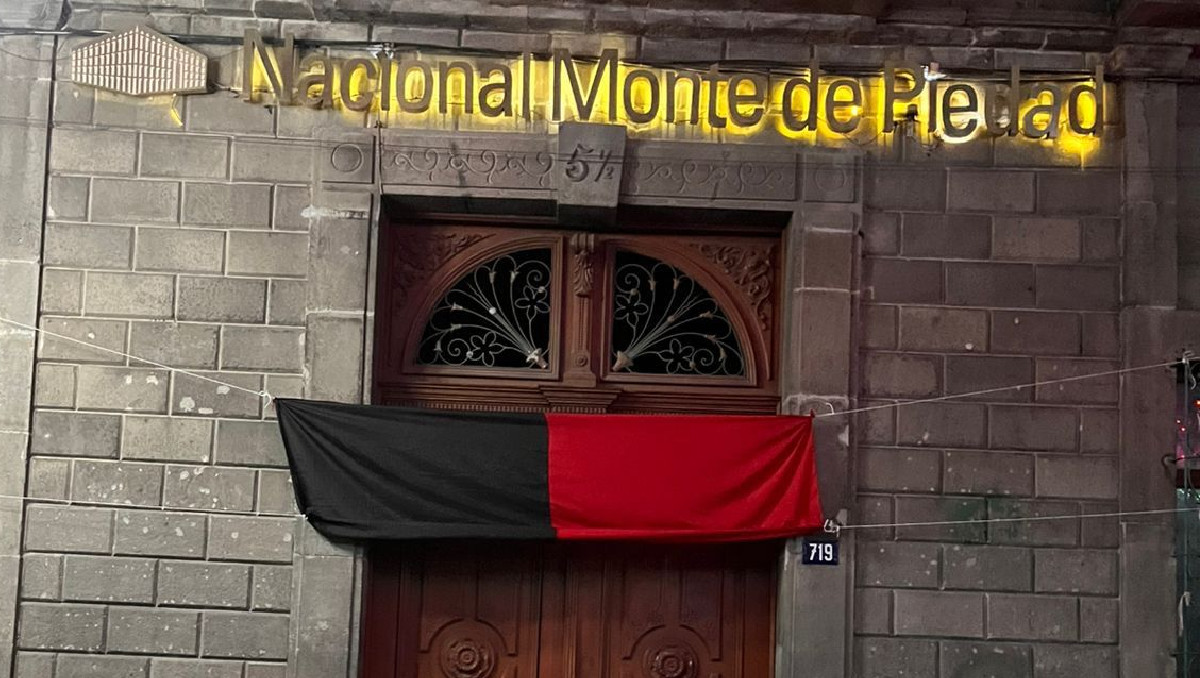 Trabajadores de Monte de Piedad en Puebla se suman a huelga nacional | Especial