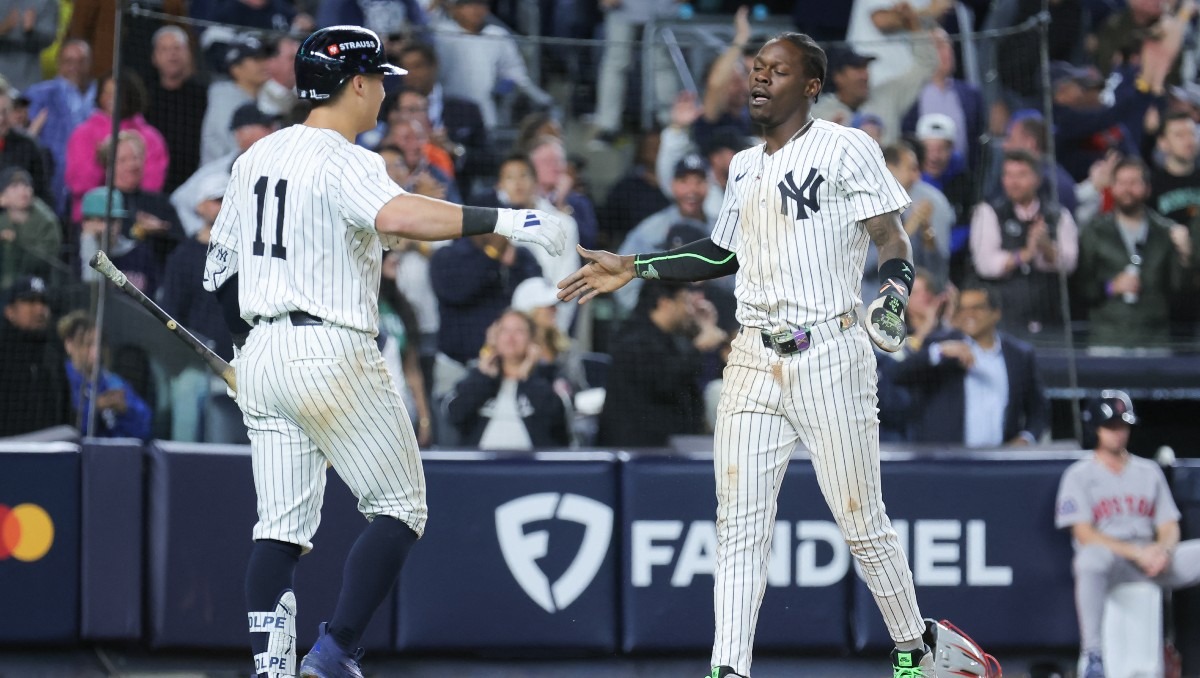 Yankees se mantienen con vida tras derrotar a Boston en el juego 2 (Reuters)