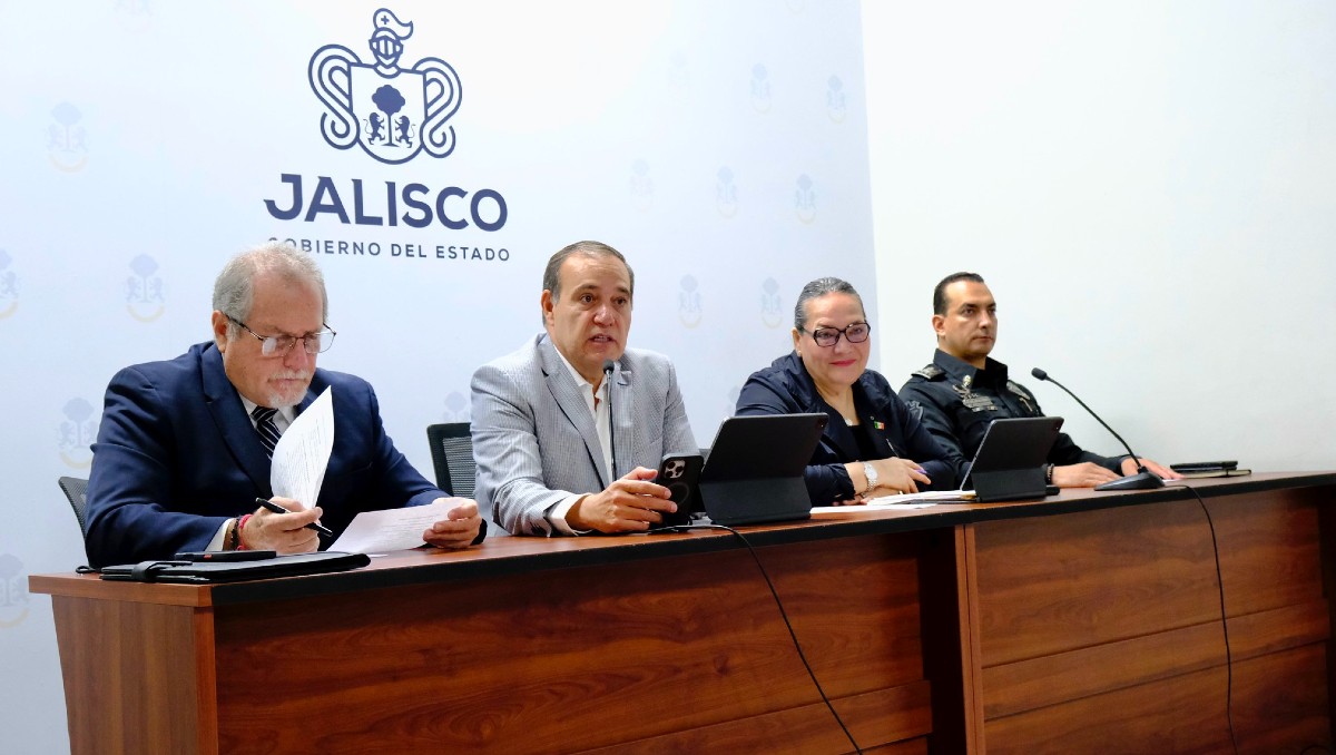 Autoridades de seguridad en Jalisco en conferencia de prensa (Cortesía)