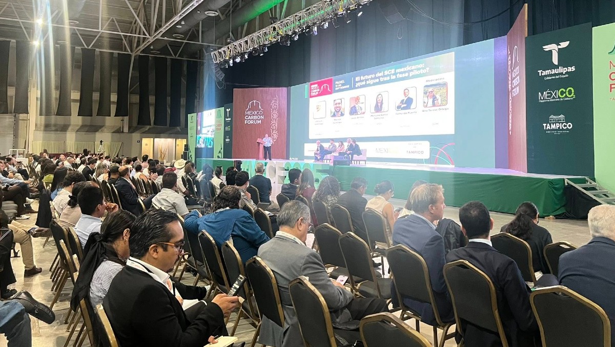 Convención en la Expo Tampico.