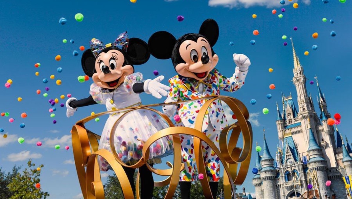 Disney aterriza en el Festival Internacional del Globo León 2025 con un globo conmemorativo por los 70 años de Disneyland.