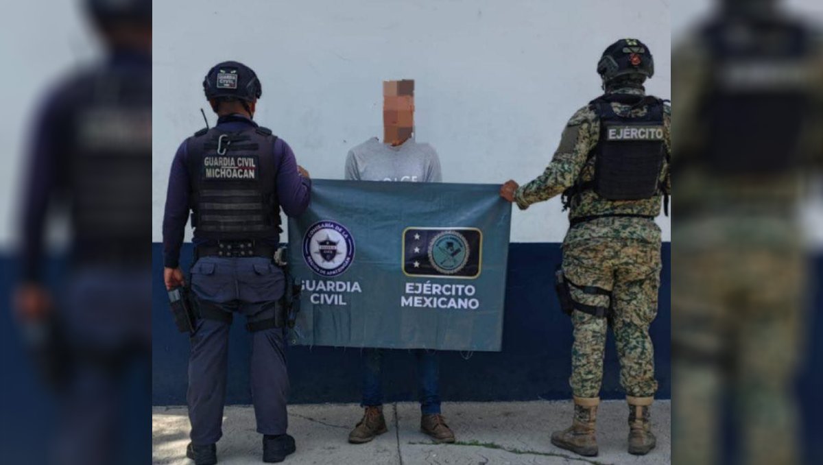 El detenido y lo asegurado quedó a disposición de las autoridades del estado. (Especial)