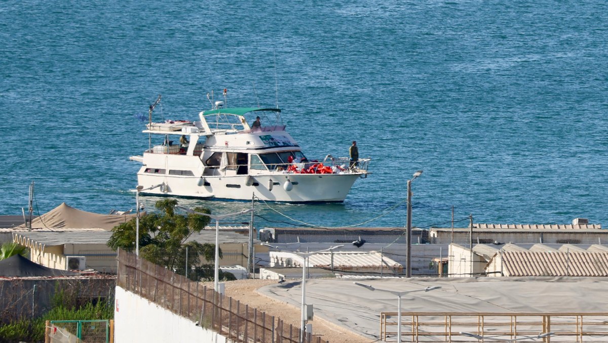 Imagen ilustrativa de una embarcación de la Global Sumud Flotilla interceptada por Israel | AFP