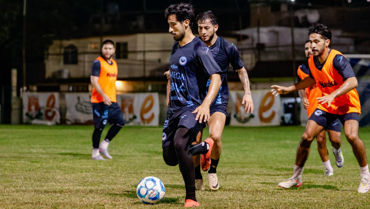 Jaiba Brava se mantiene en entrenamiento de cara a sus próximos juegos en el Apertura 2025.