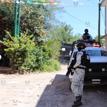 Las labores de búsqueda de restos humanos continúan en la comunidad Molino de Santa Ana, en Irapuato, a 19 horas de haber encontrado una fosa clandestina.