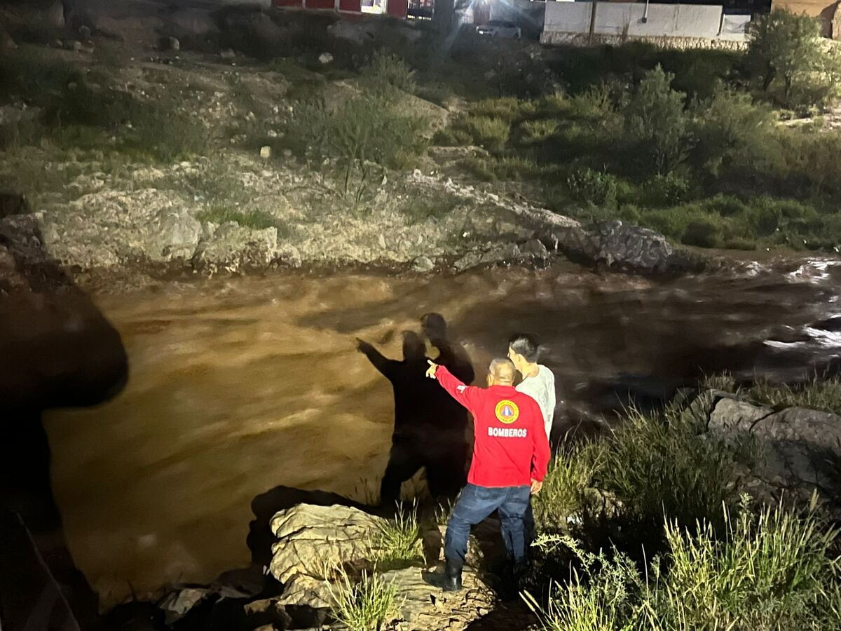 Protección Civil intensifica patrullajes en el poblado de Nazareno ante el aumento del caudal por escurrimientos de presas en Zacatecas.| Archivo