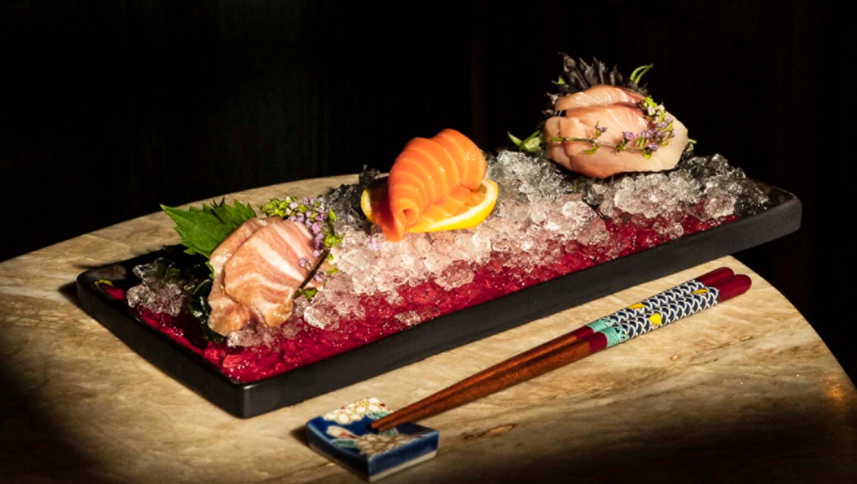 OMA en el Four Seasons Hotel México City ofrece una experiencia omakase íntima y exclusiva para solo diez comensales.