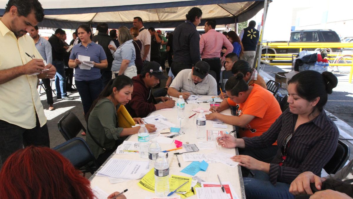 La tendencia a la baja se atribuyó al dinamismo del mercado laboral formal. Leonel Rocha