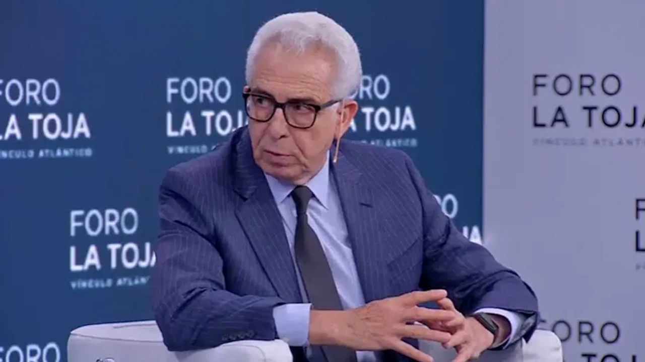 Zedillo arremete contra “populistas que debilitan la democracia”