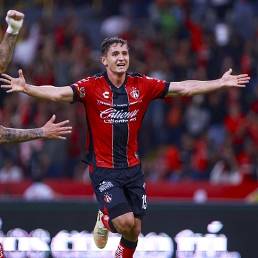 Los Rojinegros vinieron de atrás y derrotaron a Bravos de Juárez para mantener esperanzas de Play In