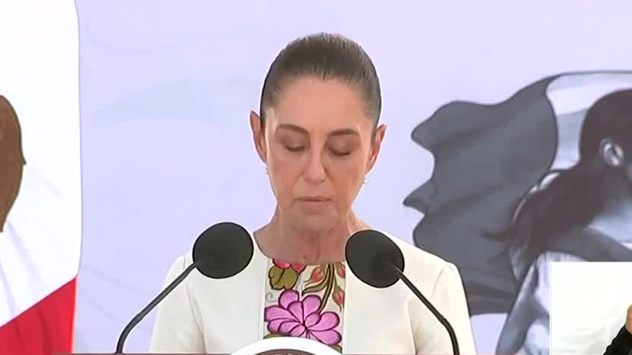Sheinbaum encabeza el 204 aniversario de la Armada de México en Veracruz