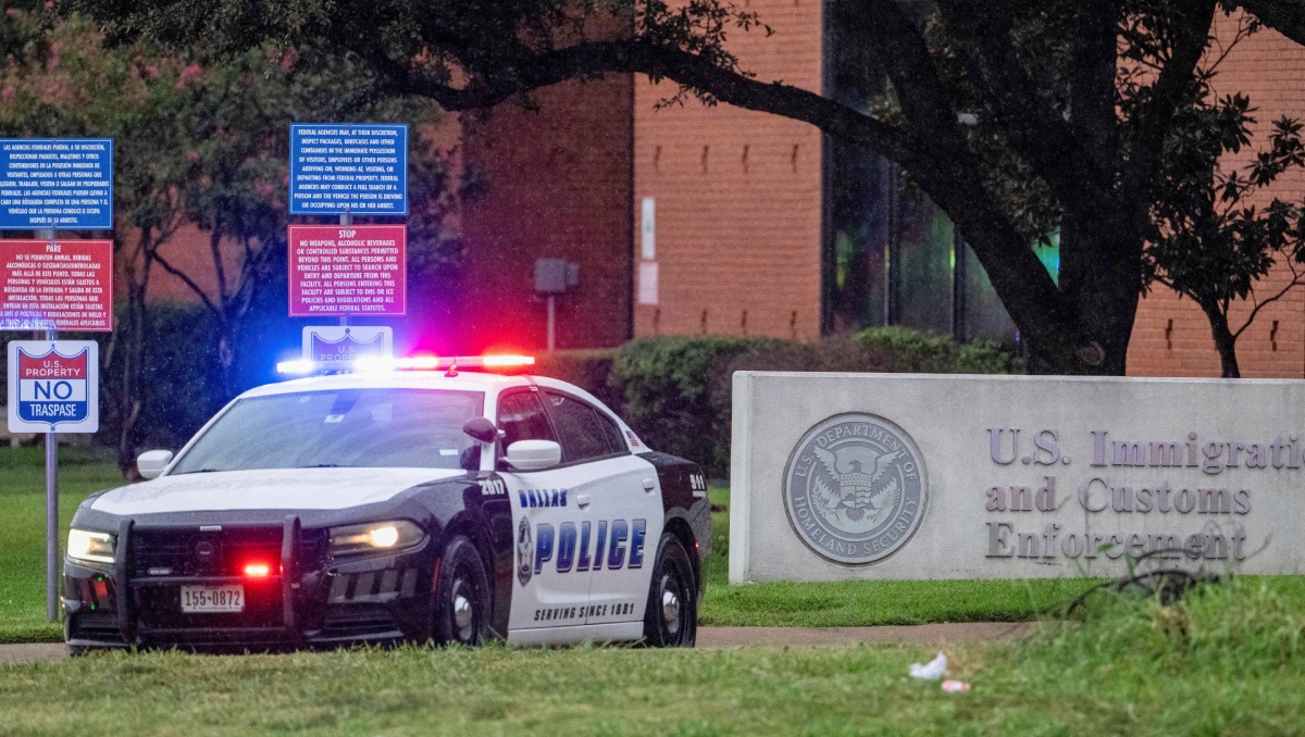 Tiroteo registrado cerca de la oficina del Servicio de Inmigración y Control de Aduanas (ICE) en Dallas, Texas.   |  Reuters