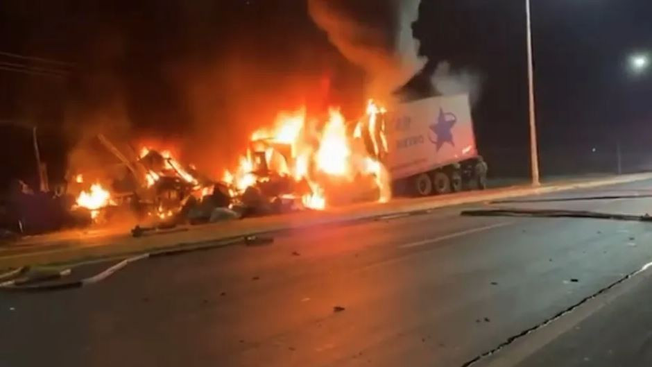 Zacatecas amanece con bloqueos carreteros en ataque armado aparentemente coordinado