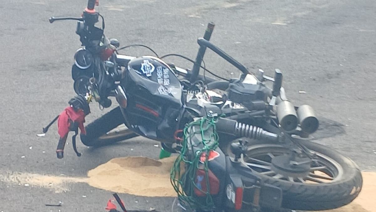 El accidente vial se registró en la calle Hidalgo y Fray Joaquin de San Alberto. Foto: (Especial)