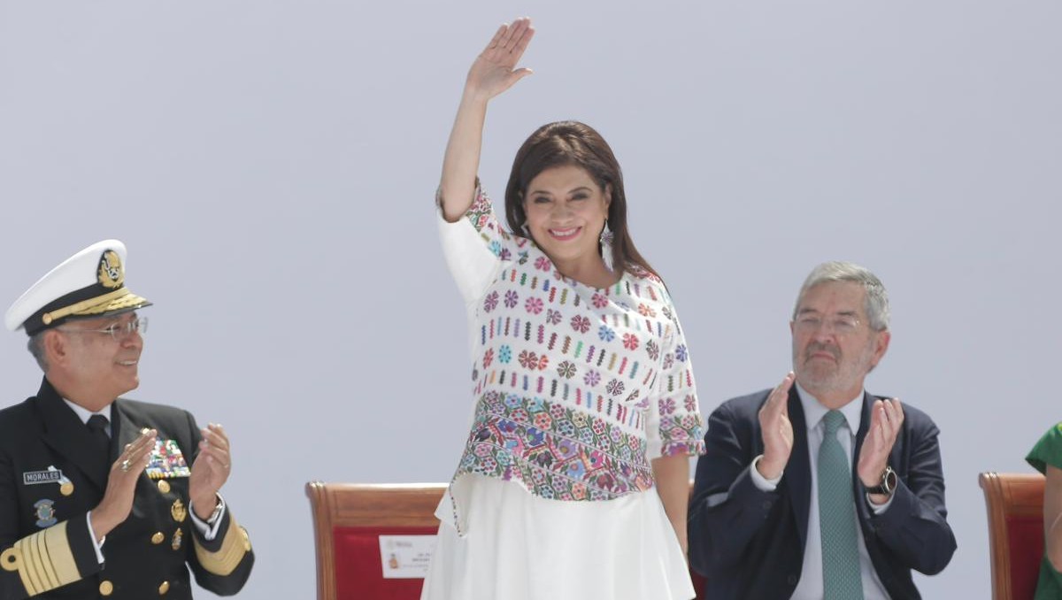 Clara Brugada acudió al primer informe de Claudia Sheinbaum. | Ariel Ojeda