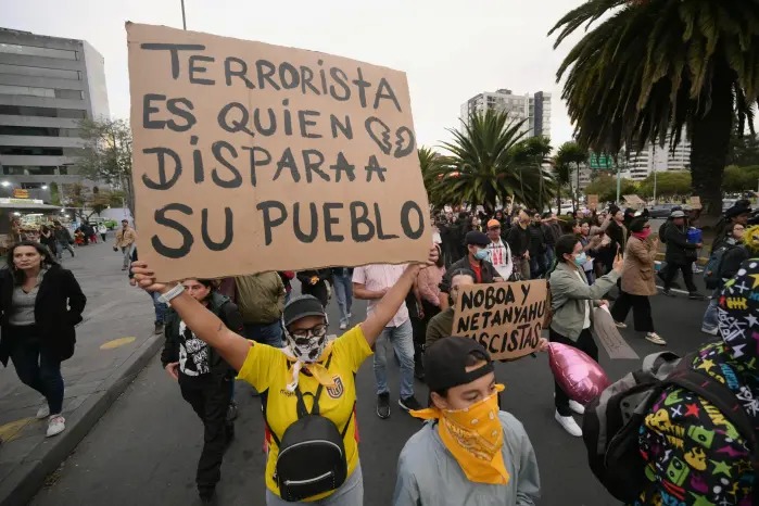 En su decreto expedido el sábado por 60 días, Noboa señaló que hay “paralizaciones y hechos de violencia que han alterado el orden público”. | AFP