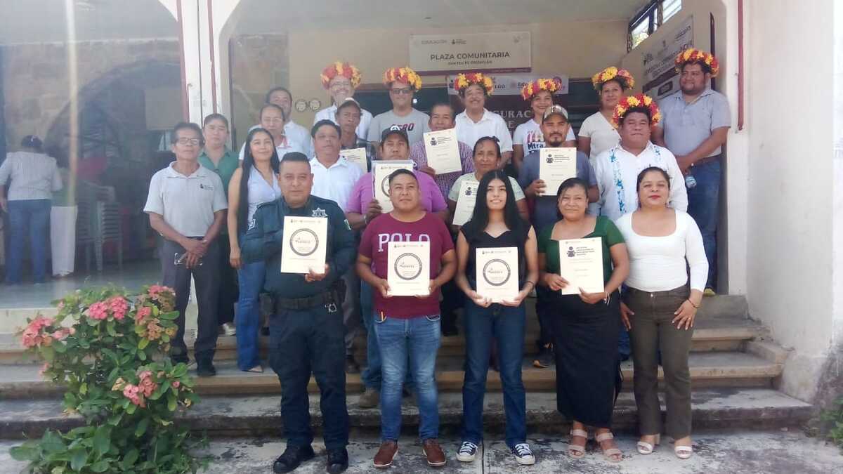 Nueva Plaza Comunitaria permitirá a adultos concluir estudios en Hidalgo