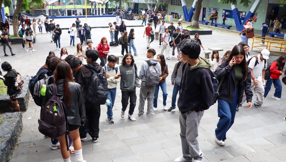 Los alumnos de la mayoría de las facultades retomaron las clases presenciales este lunes.