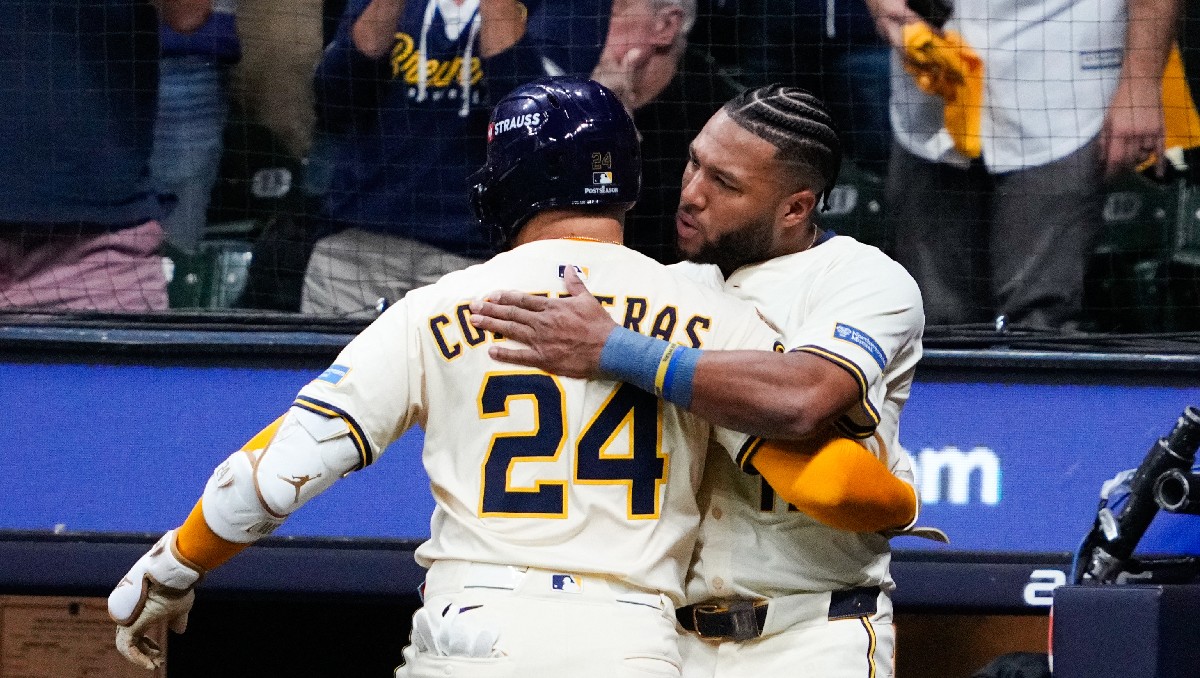 Brewers vencen a Cubs con poder ofensivo y bullpen para incrementar su ventaja en Serie Divisional (Reuters)