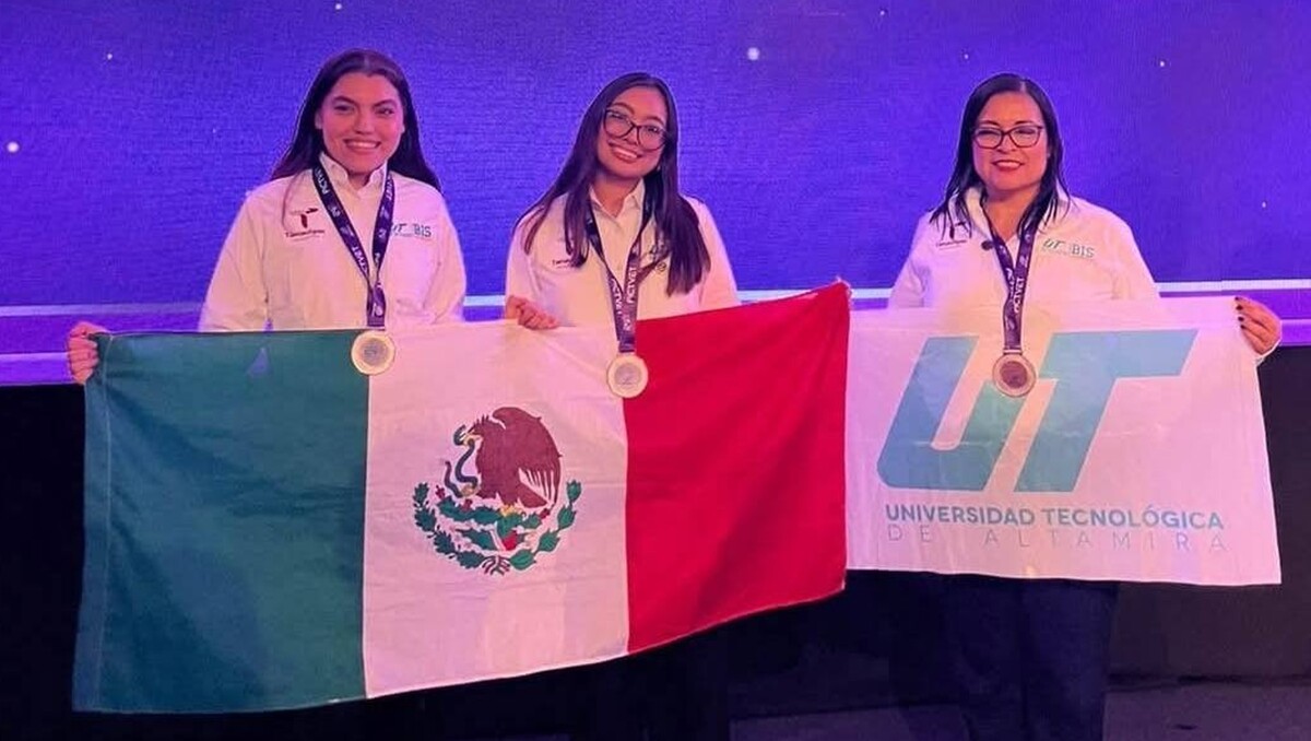 Estudiantes de Altamira destacan en Abu Dhabi en feria científica