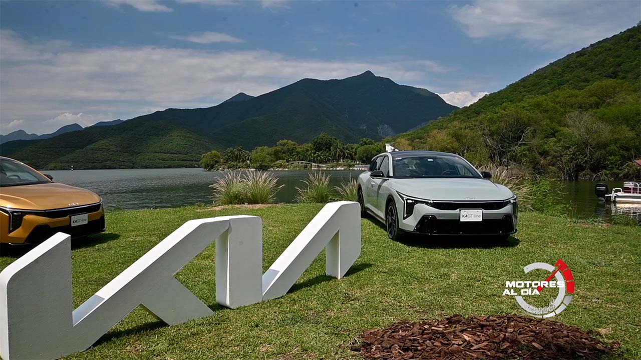 Kia K4 Hatchback 2026 llega a México: Motor turbo y pantalla de 30 pulgadas | Motores al Día