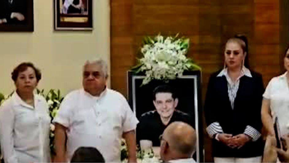 Rinden homenaje a Alejandro Arcos después de un año de su muerte en Guerrero