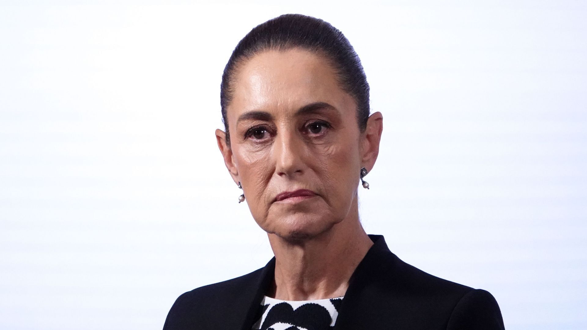 Arancel a camiones anunciado por Trump es para todo el mundo: Sheinbaum