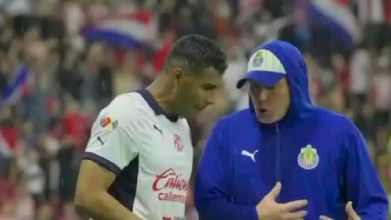 "Bendito Futbol": un libro del exfutbolista Fernando Quirarte