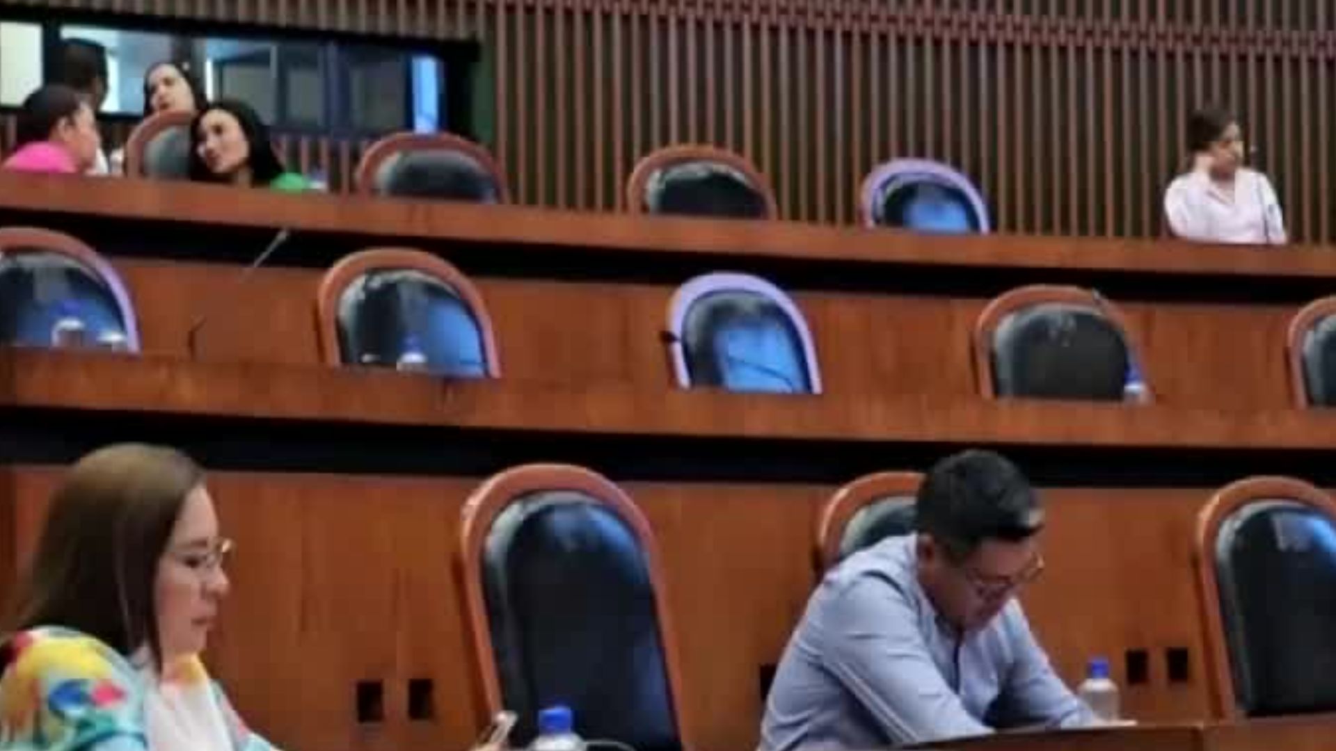 Congreso de Guerrero guardan un minuto de silencio por el clérigo Bertoldo Pantaleón