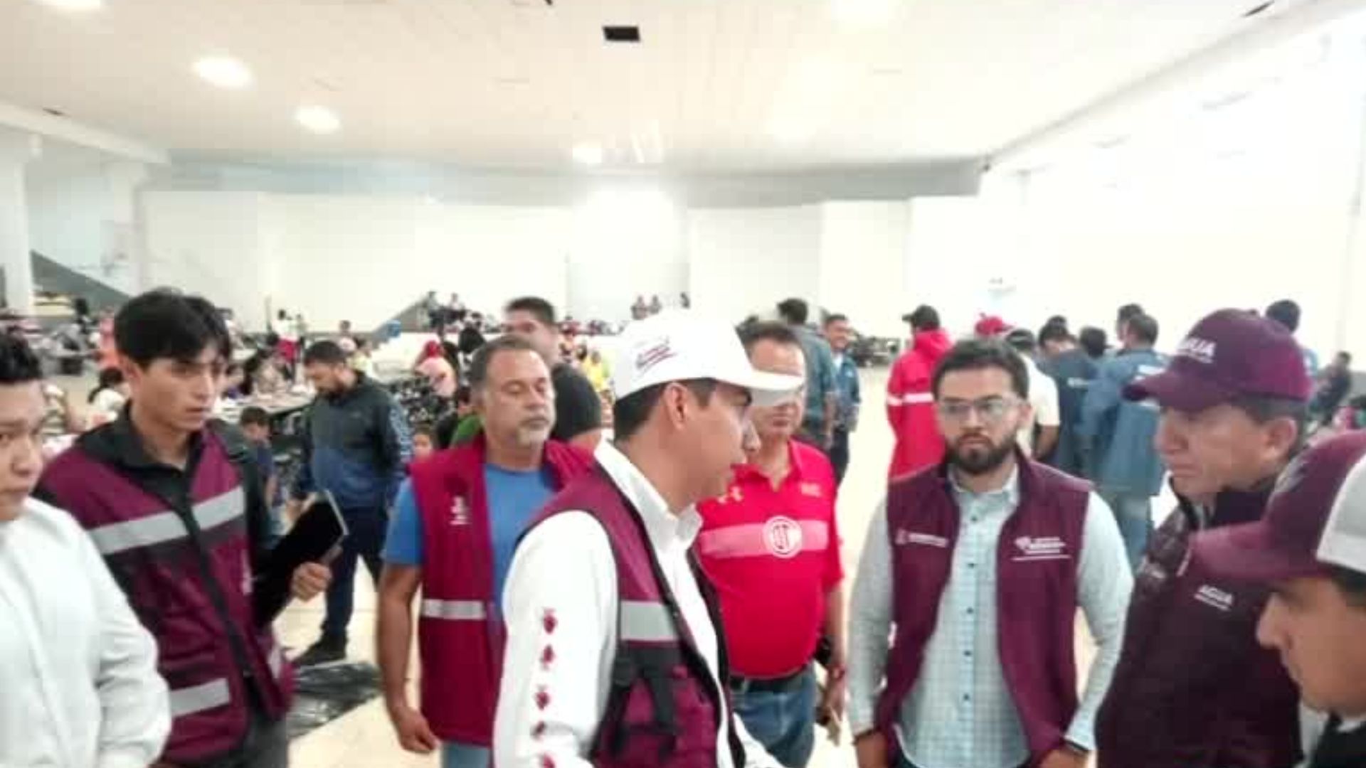 Debido a las lluvias, se realizan varios operativos en el Estado de México