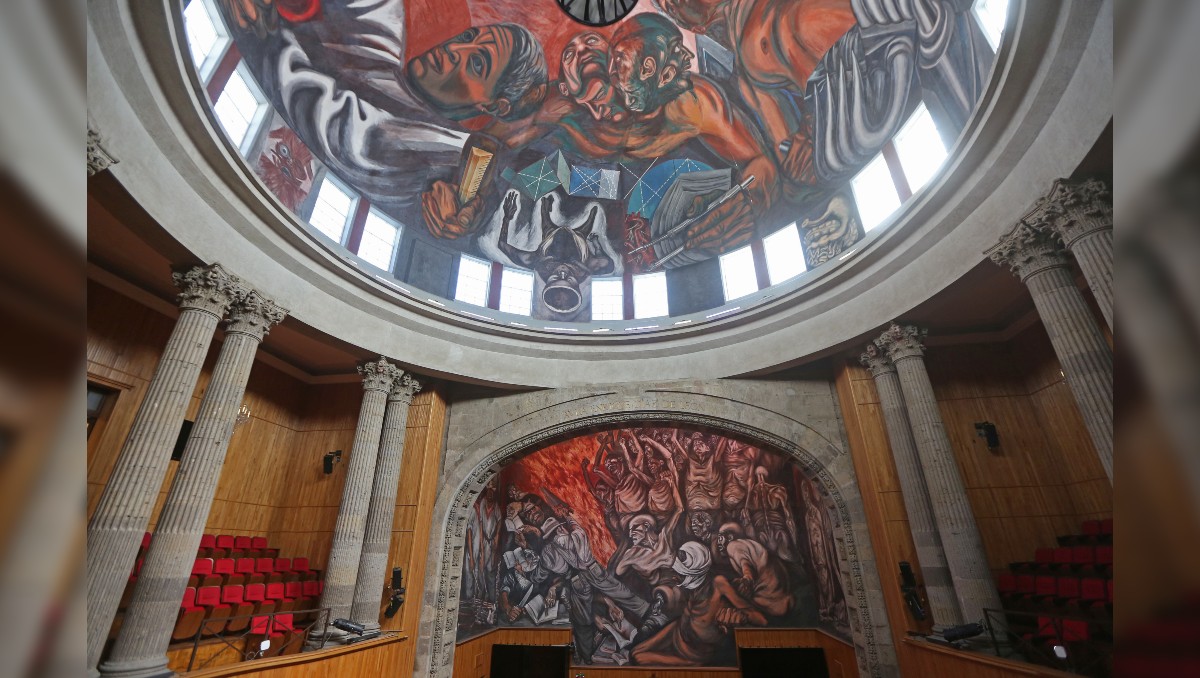 El paraninfo, una joya arquitectónica de la UdeG (Fernando Carranza)