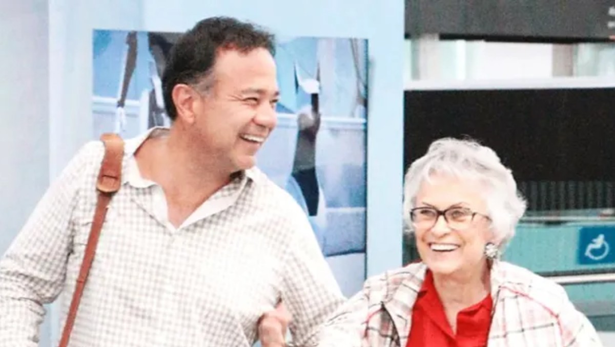 Confirman la muerte de la mamá del productor Nicandro Díaz | ESPECIAL