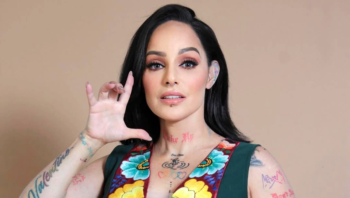 Lola Cortés, cantante, actriz y colaboradora de TV Azteca. | FOTO: