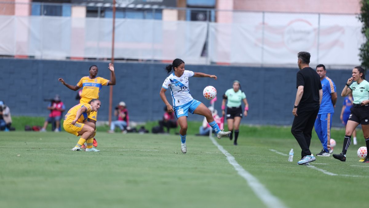 Puebla Femenil refuerza entrenamiento en busca de victoria ante Chivas | Especial