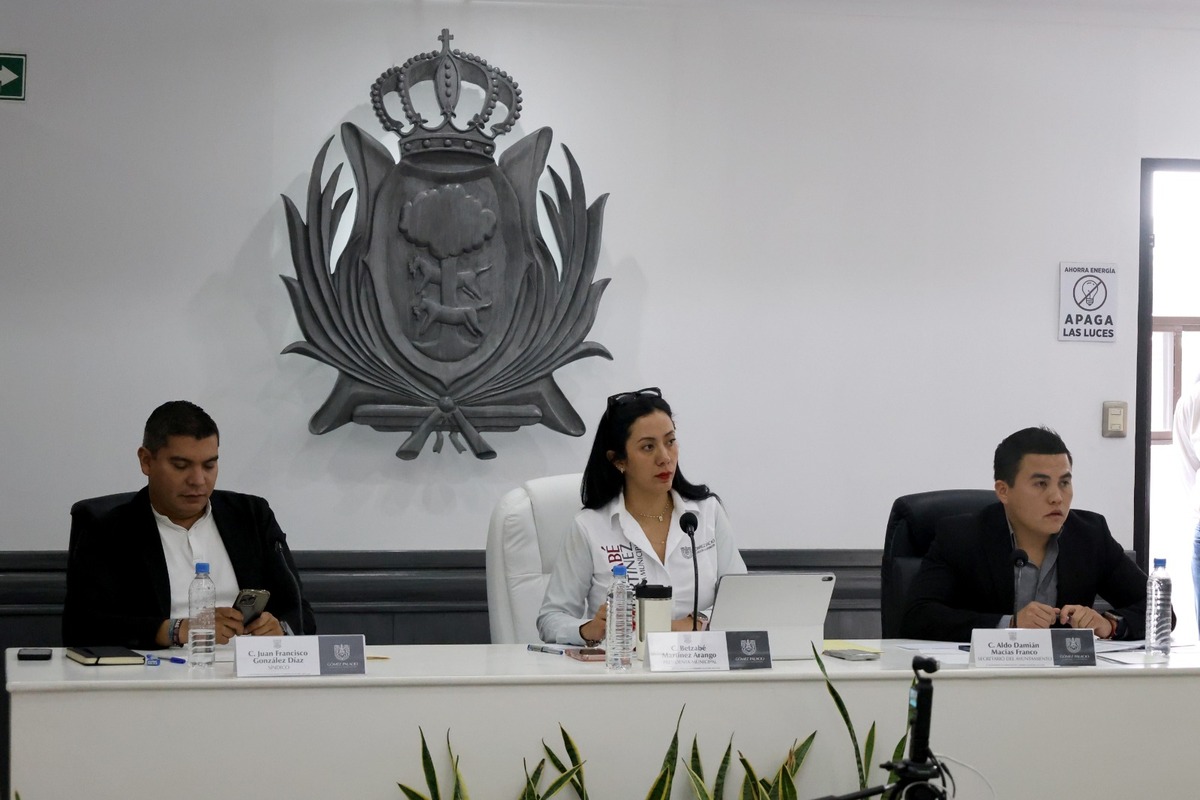 Cabildo de Gómez Palacio analiza seguridad y servicios. (Rolando Riestra)