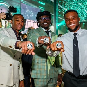 Así lucen los anillos de los Philadelphia Eagles tras campeonato del Super Bowl LIX.