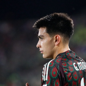 Luis Hernández, ex delantero de la Selección Mexicana, habló sobre una de las jóvenes figuras del Tricolor, Gilberto Mora