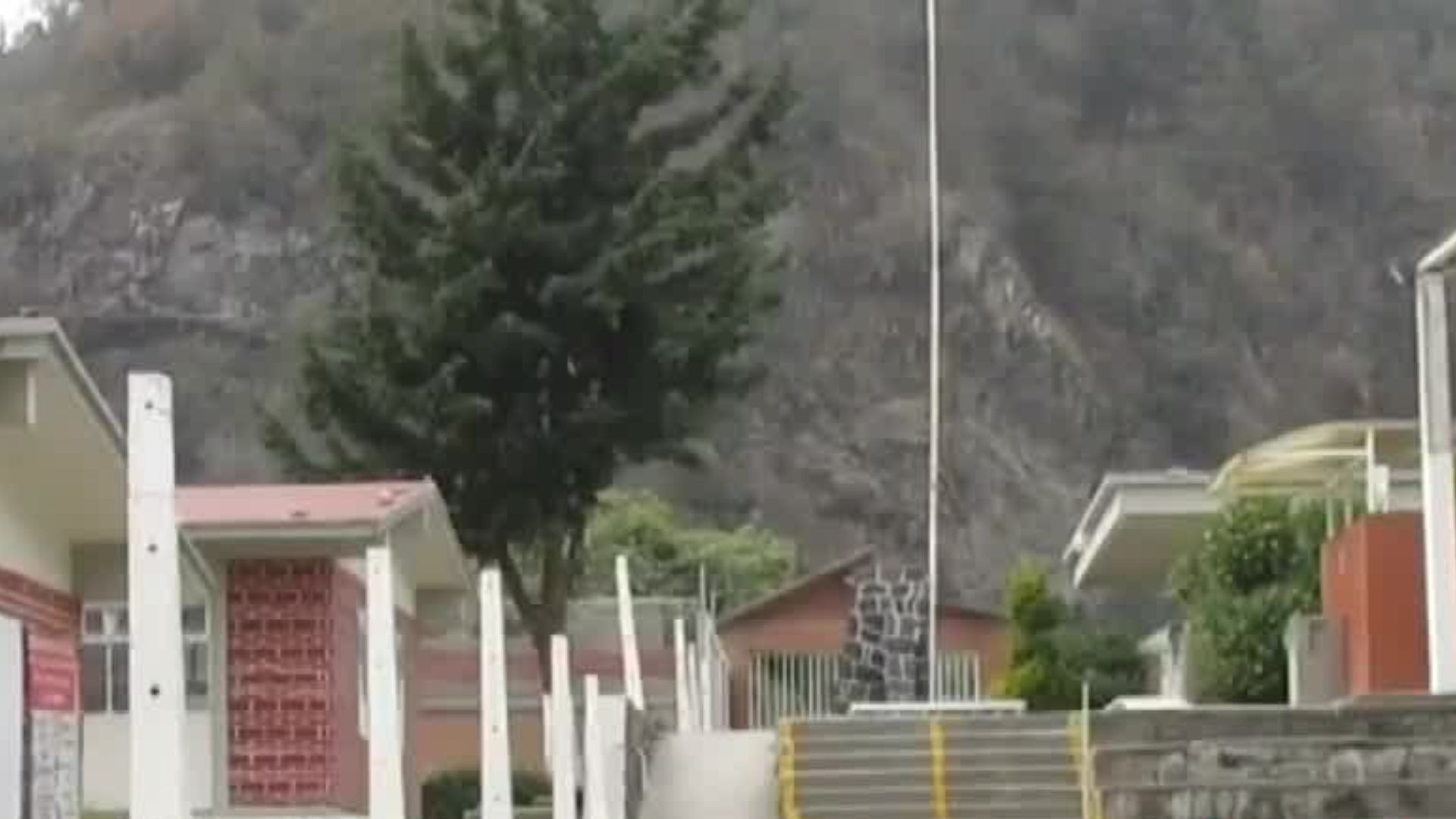 Suspenden clases en Puebla por las lluvias que han dejado escuelas dañadas