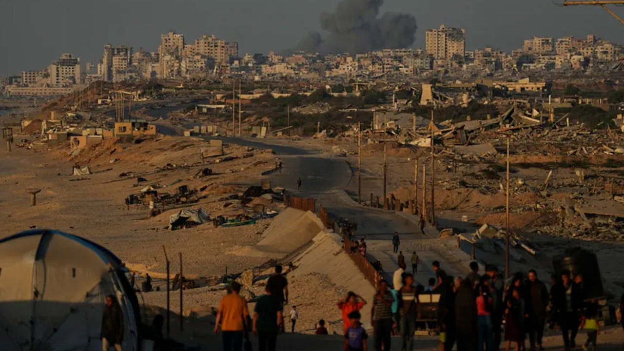 Bombardeos israelíes en Gaza equivaldrían a 30 bombas de Hiroshima