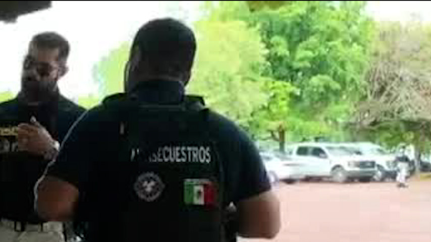 Detienen a dos hombres con posesión armas y drogas en Buenavista, Michoacan