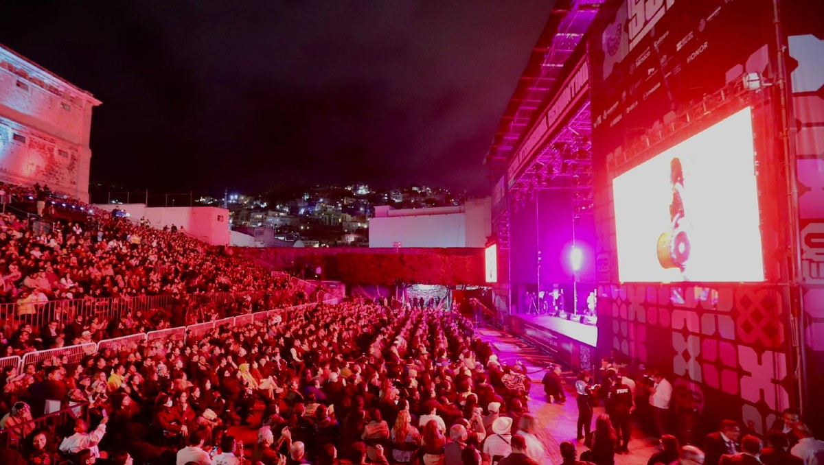 La inauguración del festival en la Alhóndiga de Granaditas | Foto: Ariel Ojeda