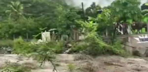 Lluvias torrenciales provocan desbordamientos de ríos en Hidalgo