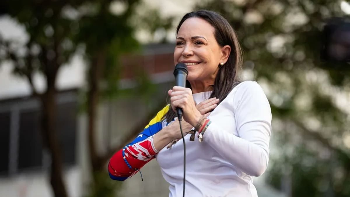 María Corina Machado se convirtió en la segunda mujer latinoamericana en recibir el Nobel de la Paz | EFE
