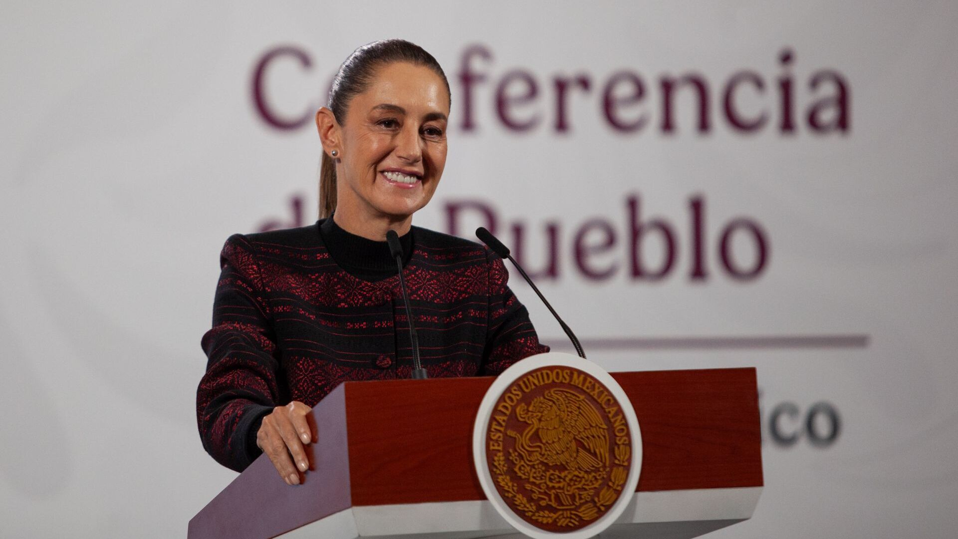 Sheinbaum reacciona al Nobel de Paz otorgado a Corina Machado