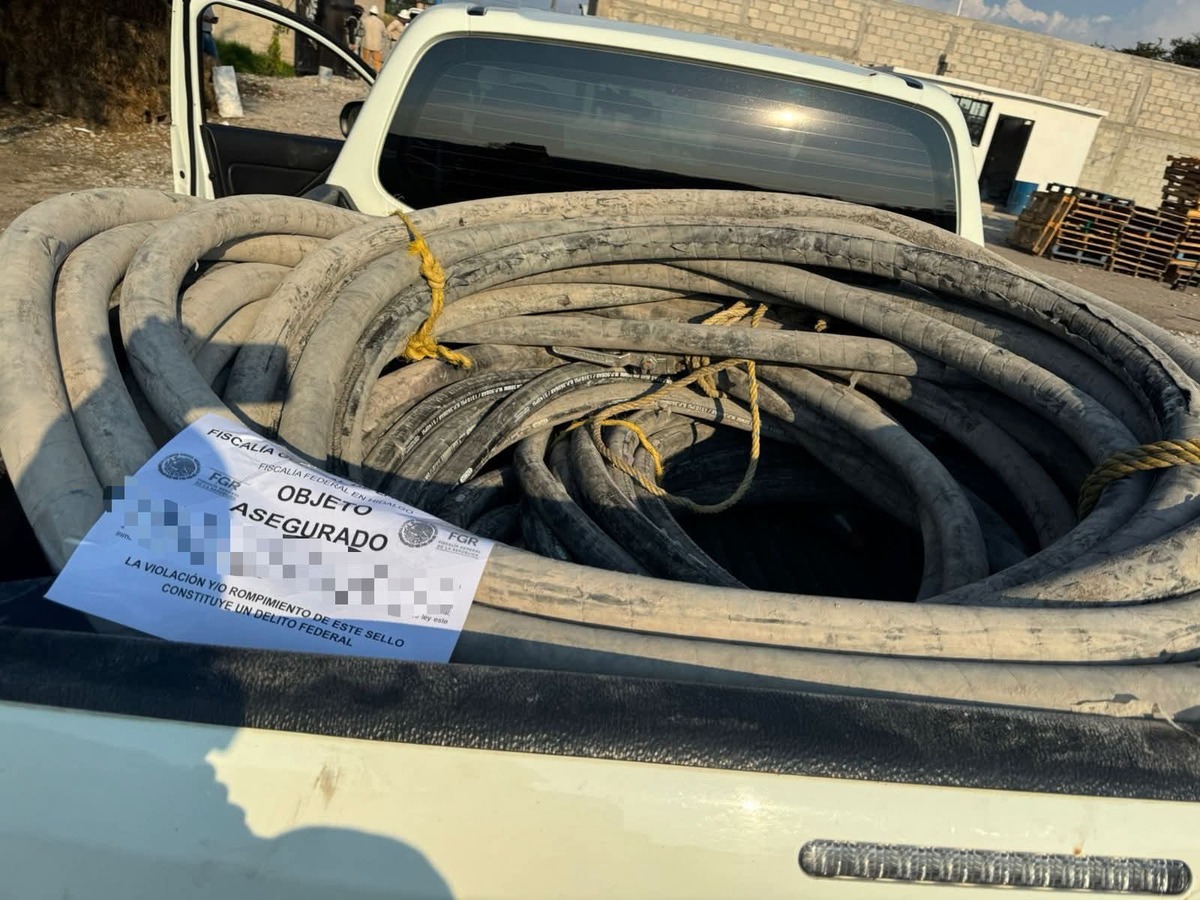 Desde un inmueble donde se sustraía hidrocarburo de manera ilegal. (Cortesía)
