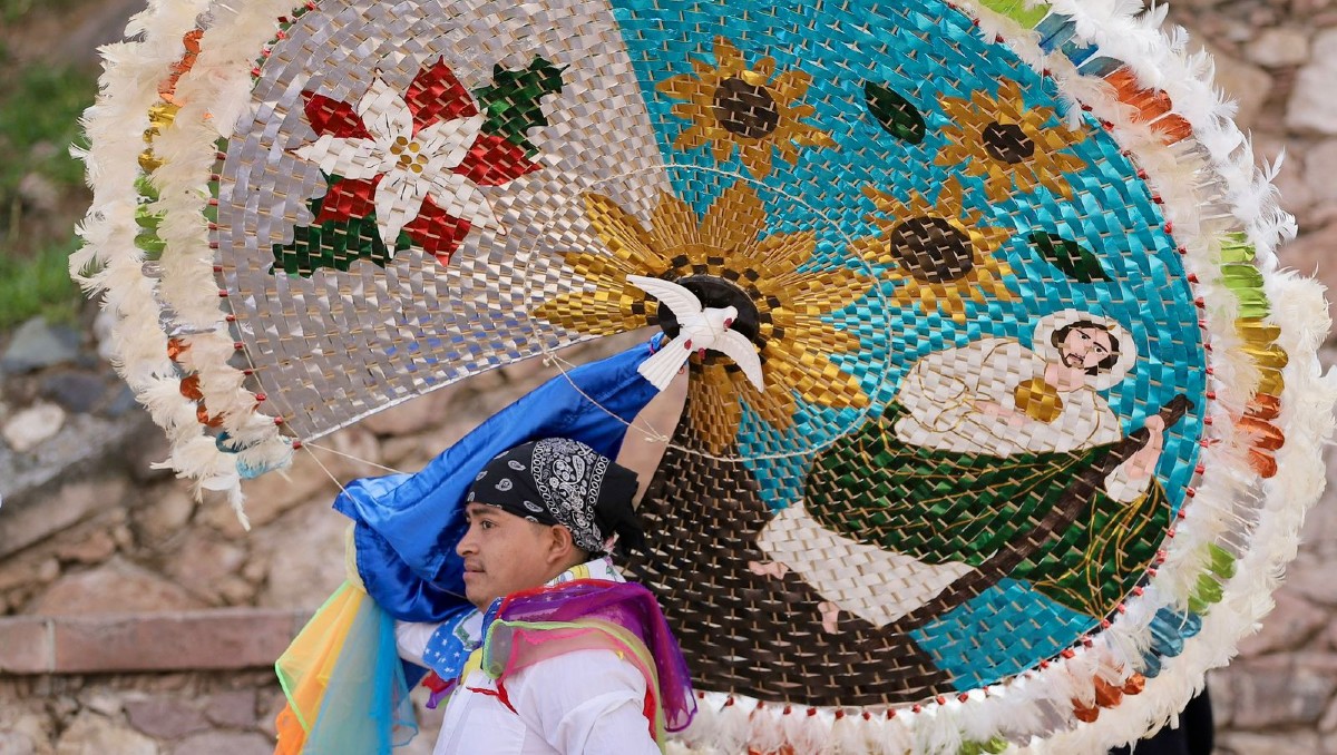 El color del Cervantino | Ariel Ojeda