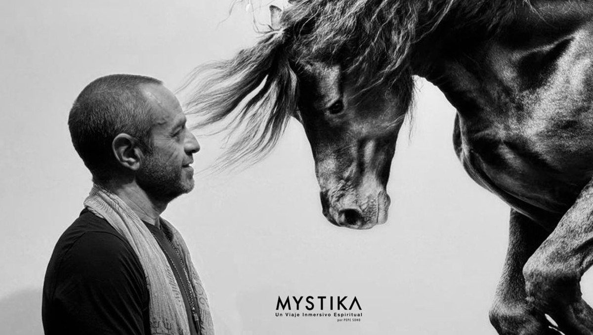 Pepe Soho, fotógrafo mexicano y fundador de Mystika Museum. | FOTO: Mystika