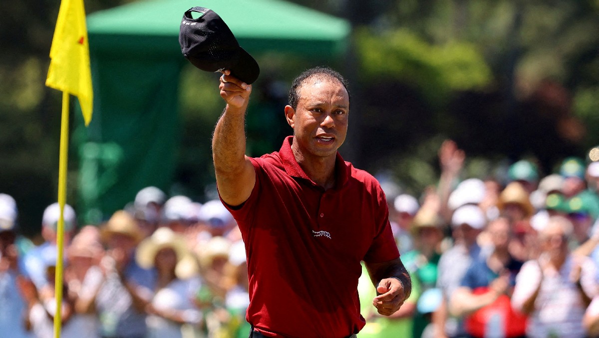 Tiger Woods sale del quirófano tras otra operación en la espalda (Reuters)