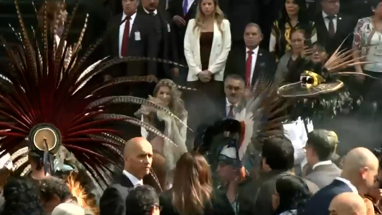 Clara Brugada así fue su llegada al Congreso para su primer informe