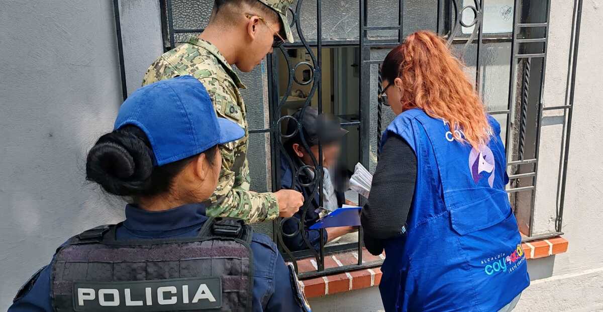 Se realizan recorridos de seguridad en las inmediaciones del Bachilleres 4 a petición de padres de familia y estudiantes. | Especial